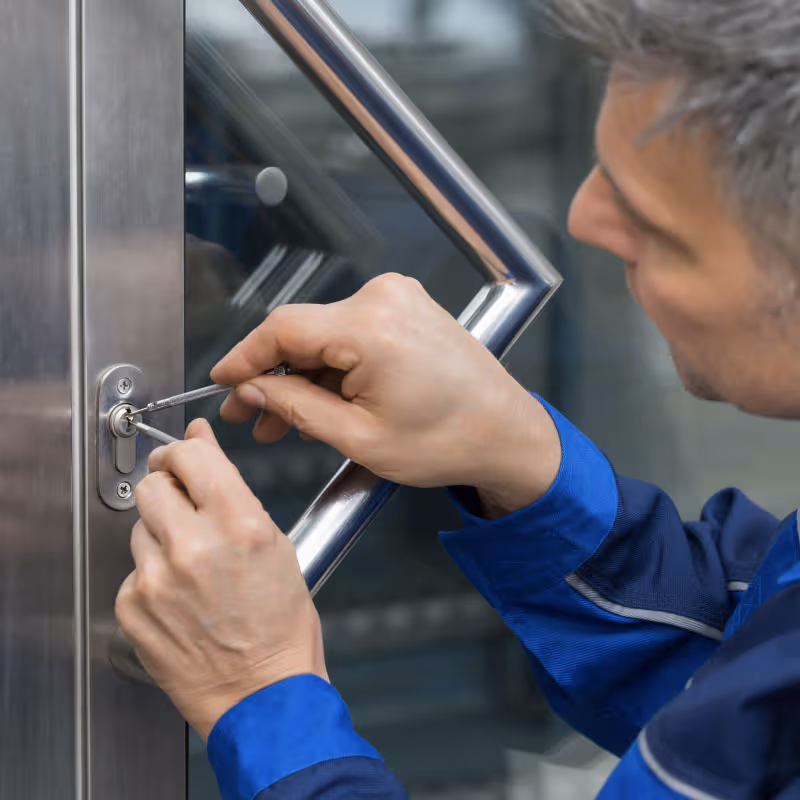 Üçkuyular Çilingir